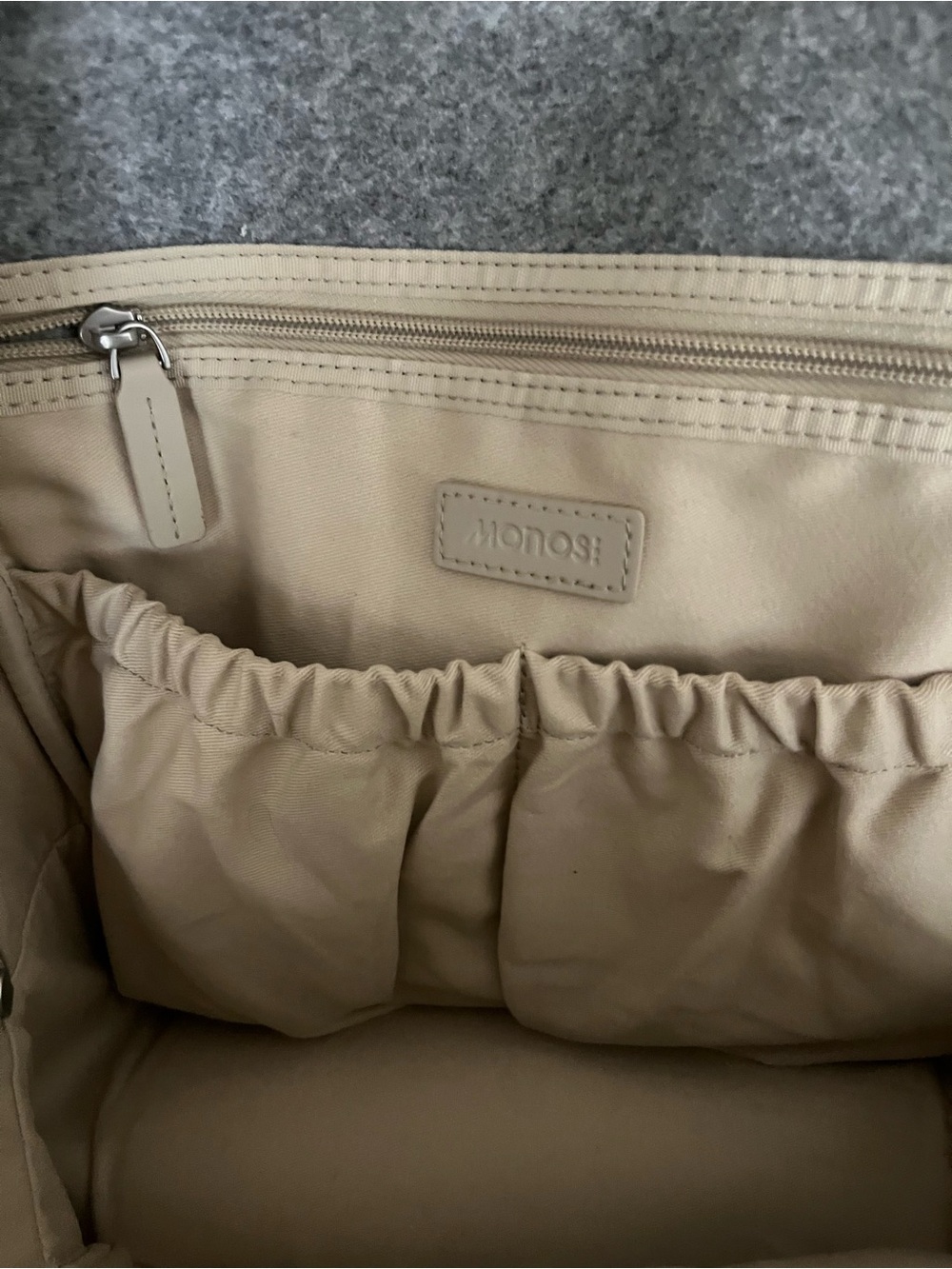 Metro Backpack - Beige - - Picture 17 of 17